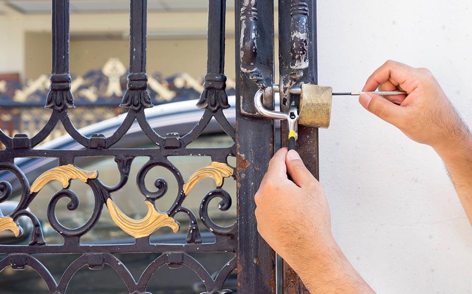professionnel serrurier dépannage Paris 7